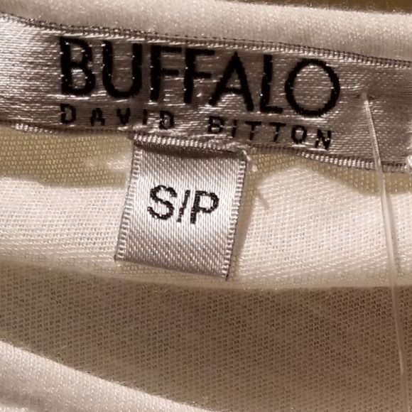 BUFFALO Sleeveless Graphic Tee (Womens' Size S) - Picture 5 of 6